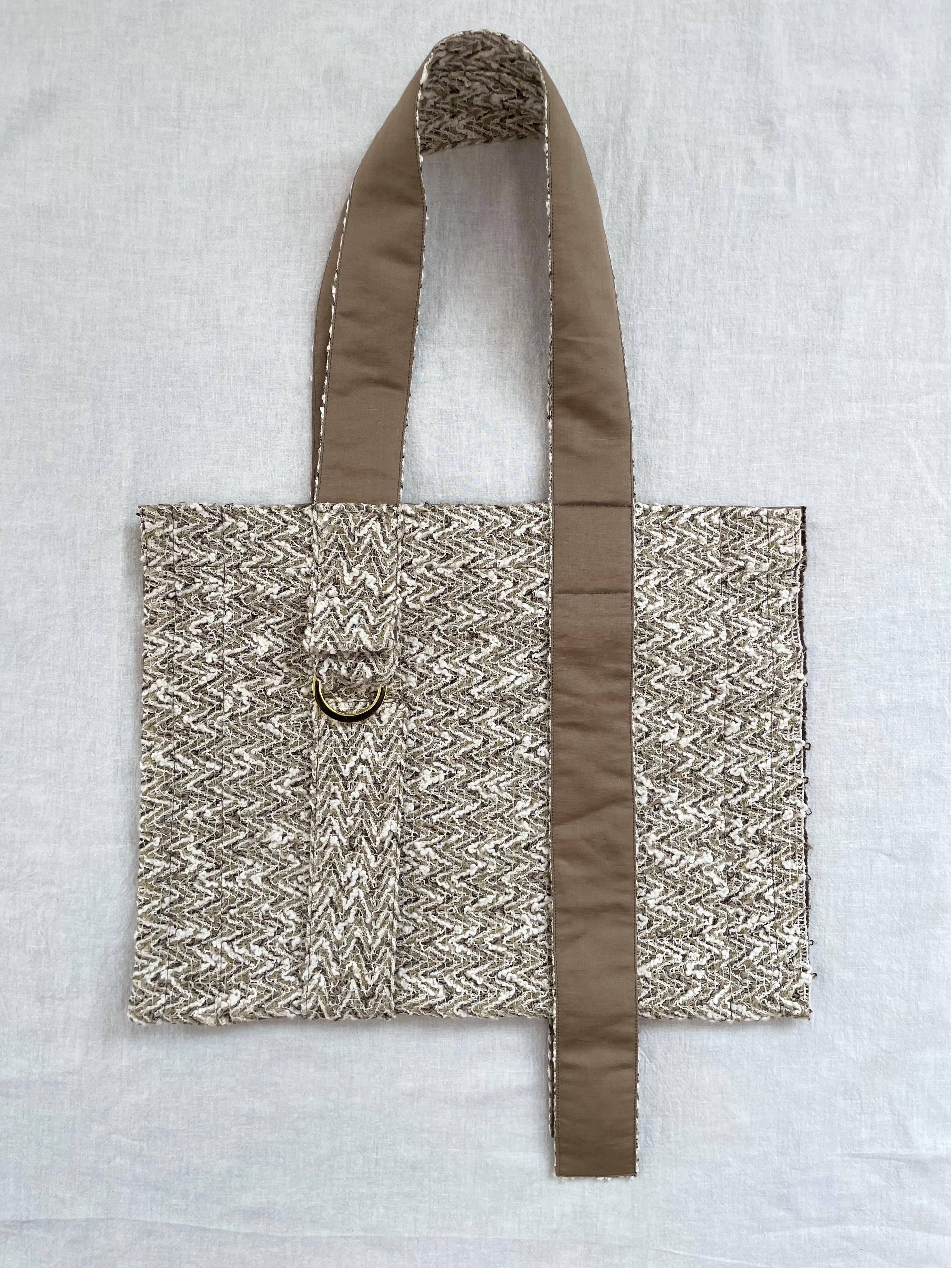 世界に一つだけの異素材トートバッグ(格子柄)